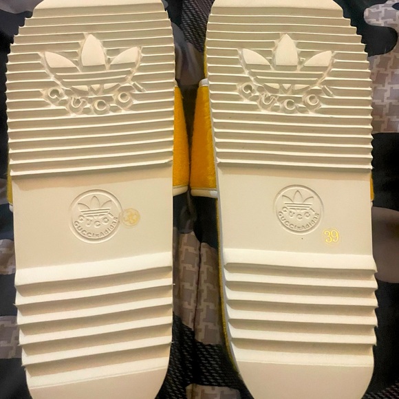 Designer Adidas Slides - Picture 5 of 6